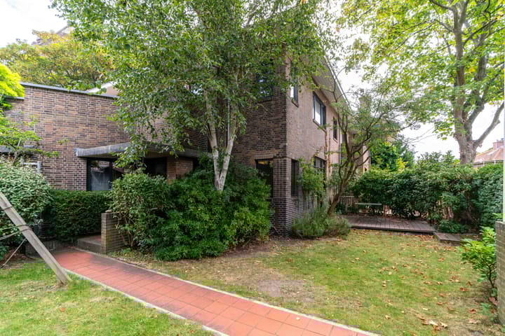 Foto 4 van Kapelplein 10