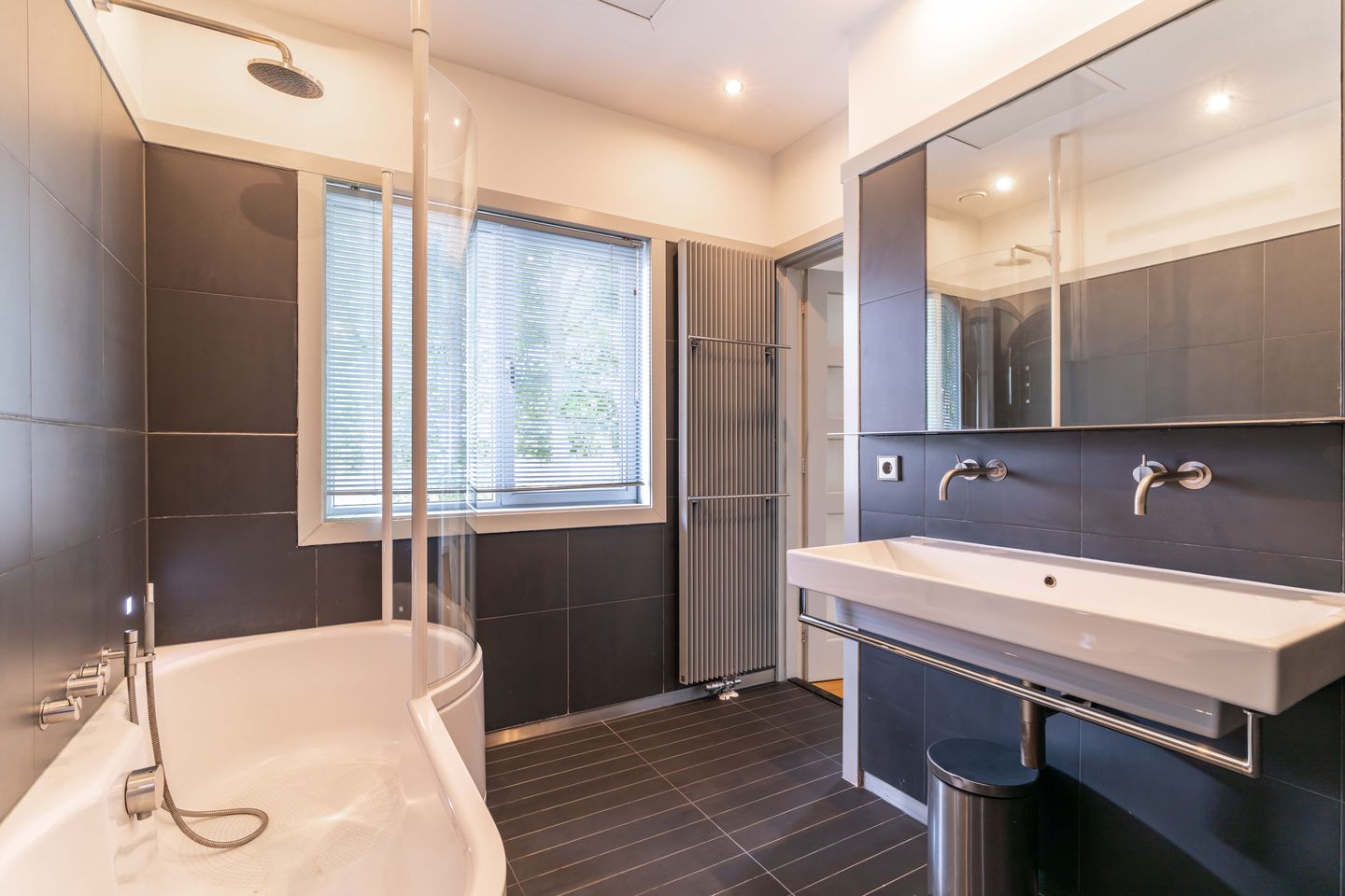 Foto 35 van Kapelplein 10