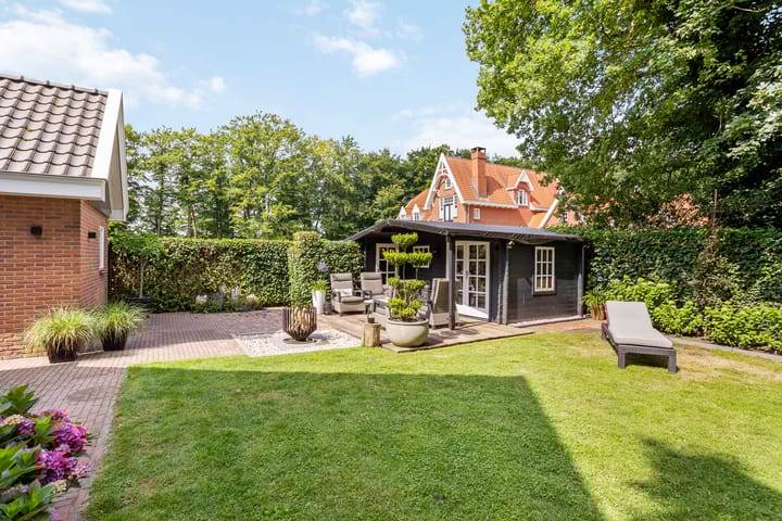 Foto 20 van Denekamperstraat 23-A