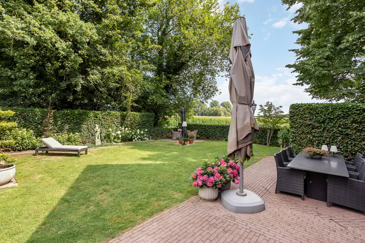 Foto 21 van Denekamperstraat 23-A