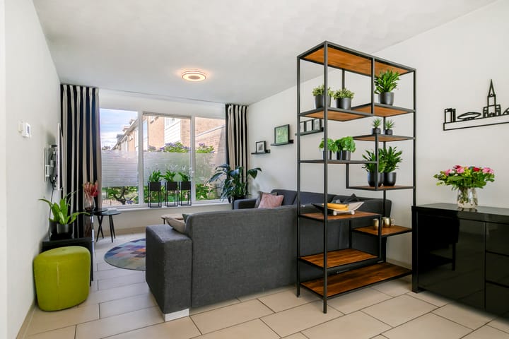 Foto 4 van Adelaertstraat 16