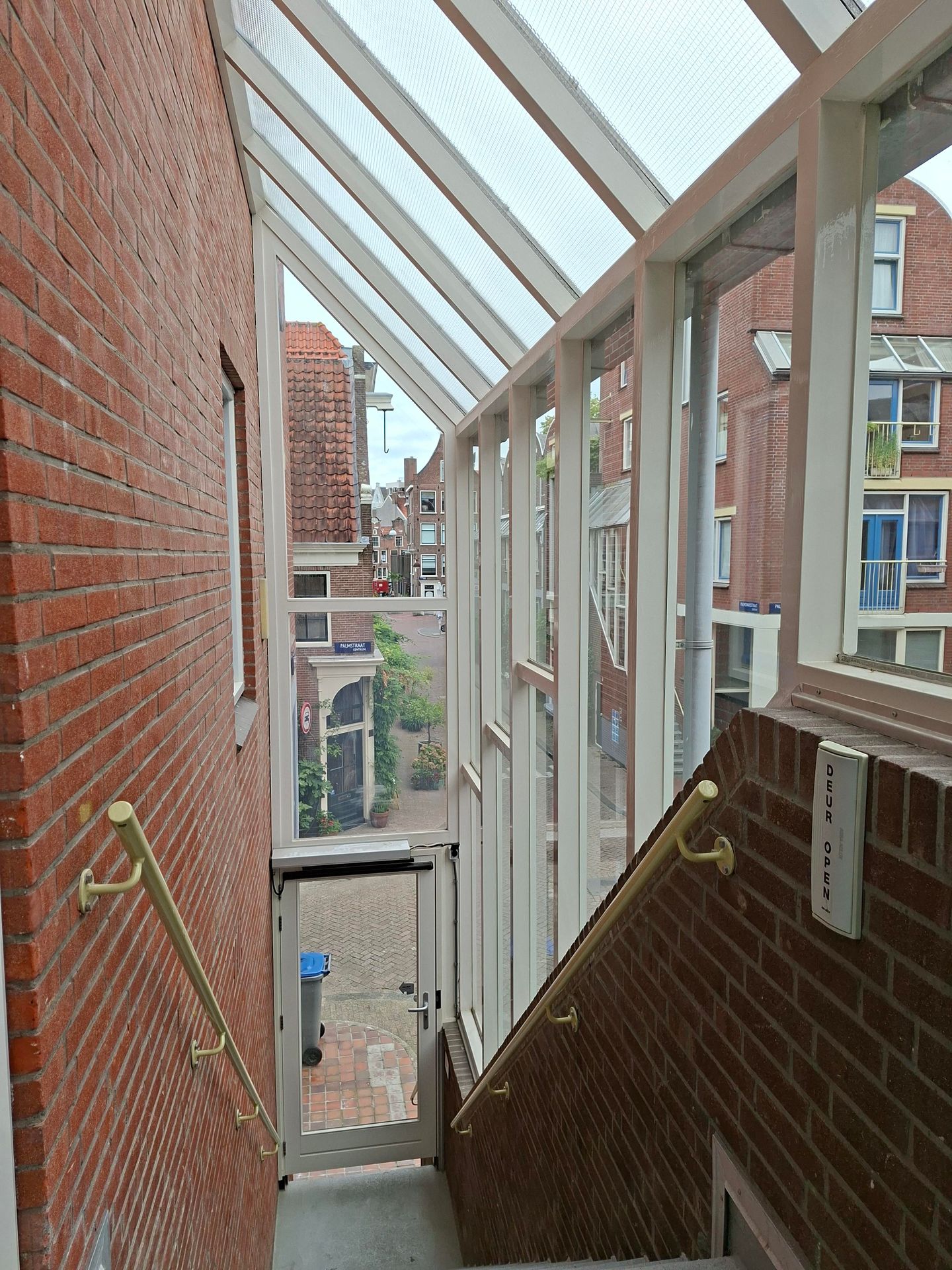 Photo 5 of Palmdwarsstraat 26