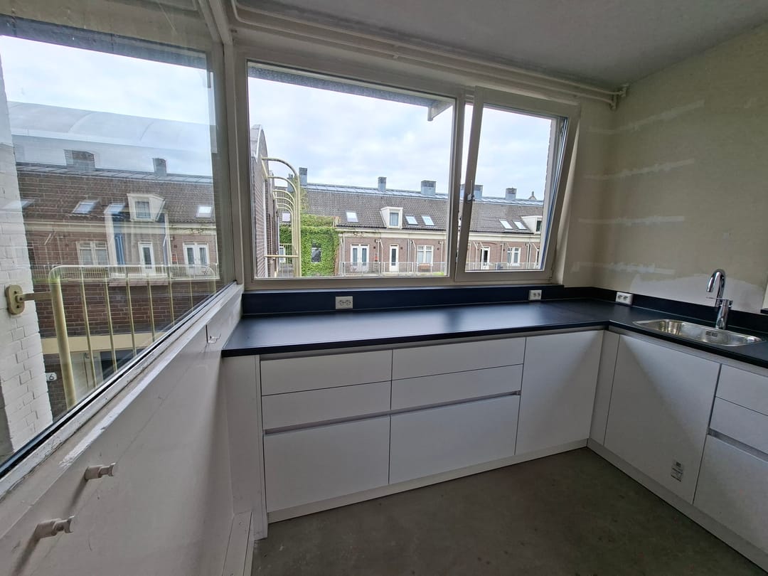 Photo 11 of Palmdwarsstraat 26