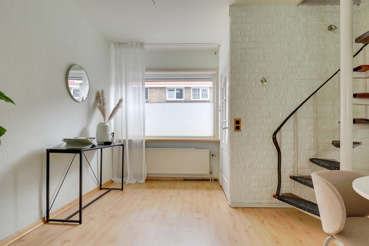 Foto 4 van Adelboldstraat 38