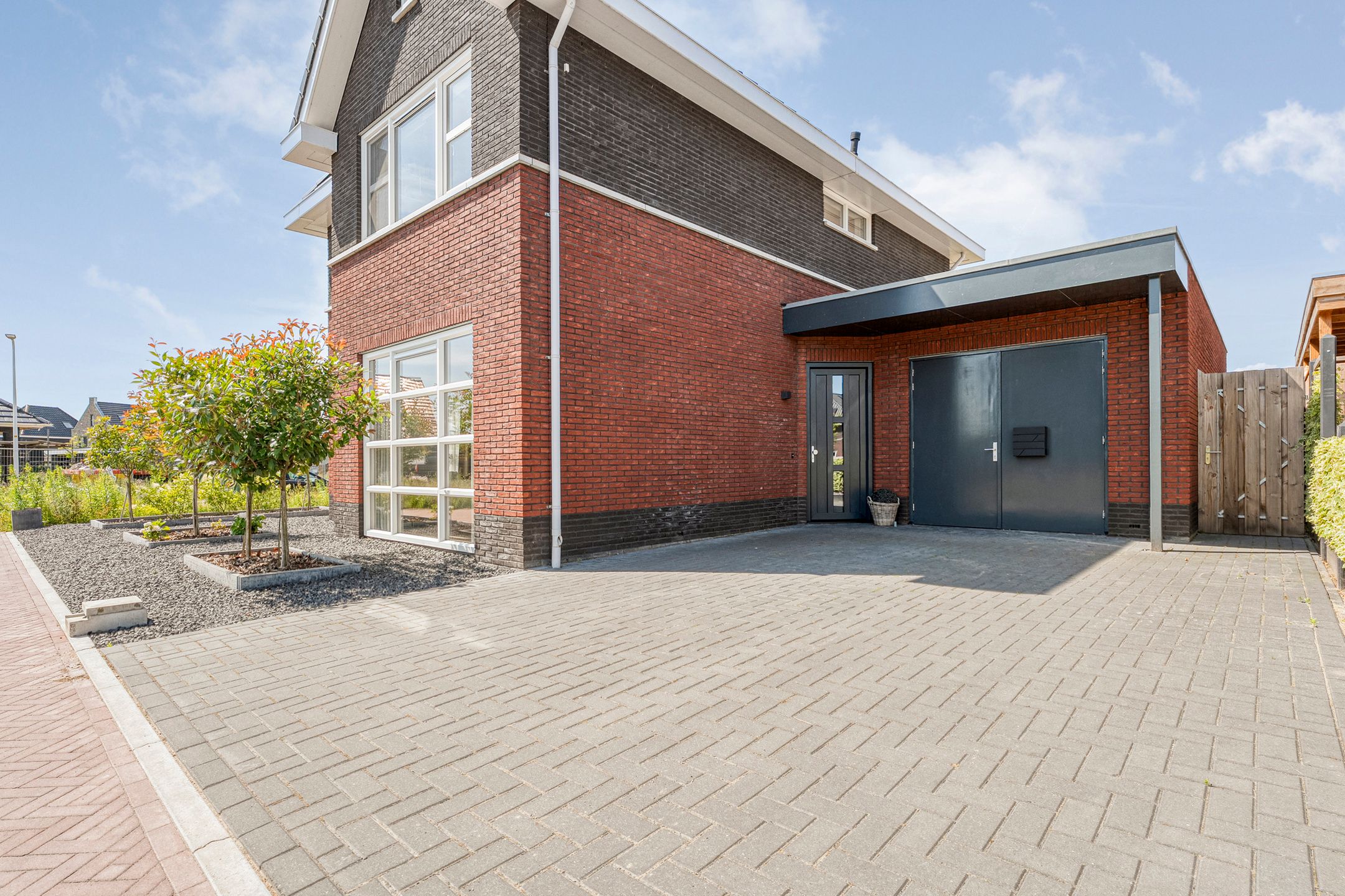 Photo 6 of Zonnebloemhof 2