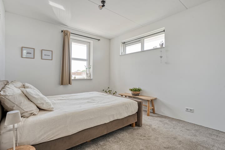 Foto 33 van Zonnebloemhof 2