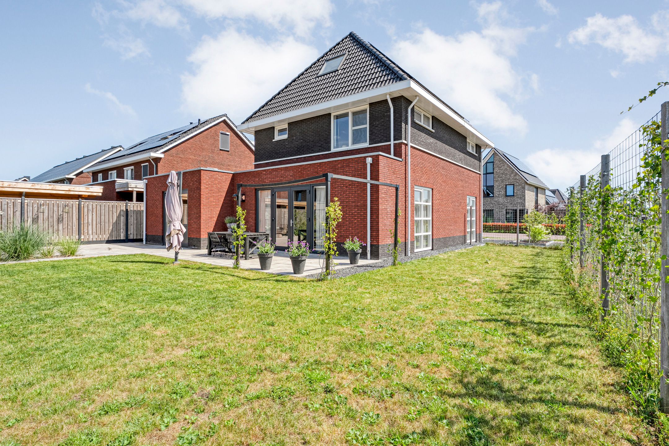 Photo 39 of Zonnebloemhof 2