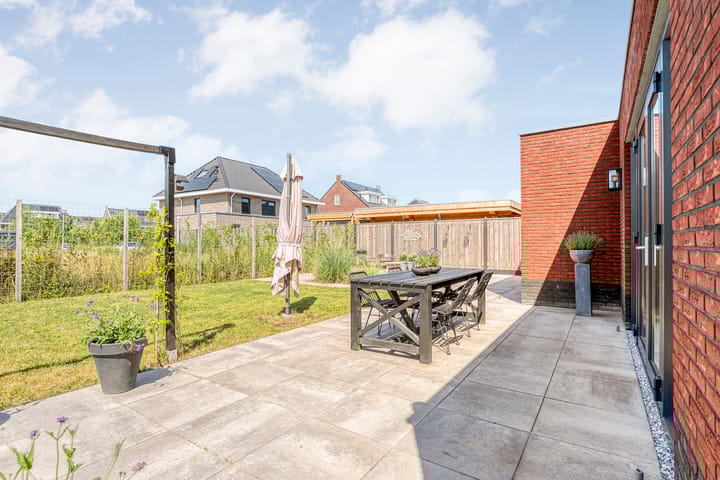 Foto 42 van Zonnebloemhof 2