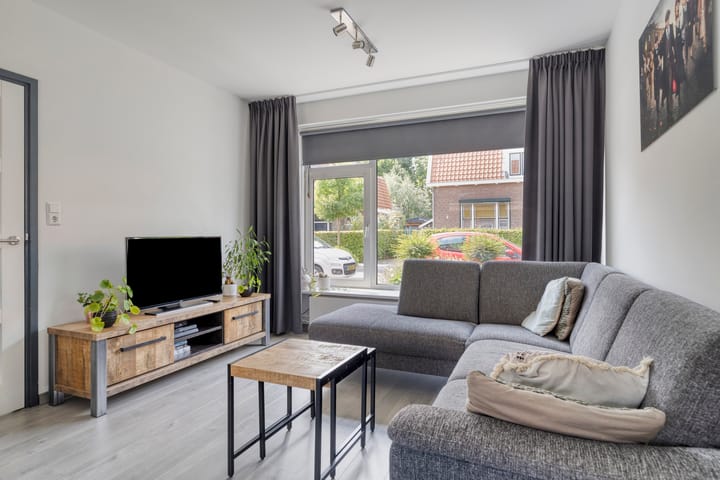 Foto 2 van Dorpslaan 17