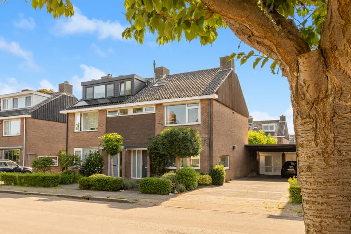 Foto 1 van Bijlacker 4