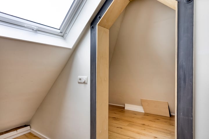 Foto 29 van Hendrik van Viandenstraat 25