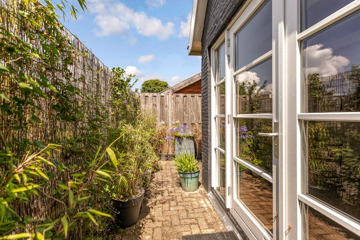 Foto 58 van Beursweg 2