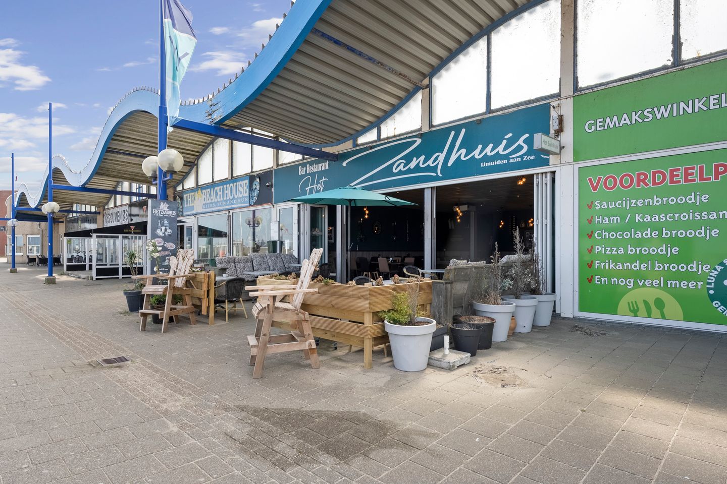 Bekijk foto 3 van Kennemerboulevard 330