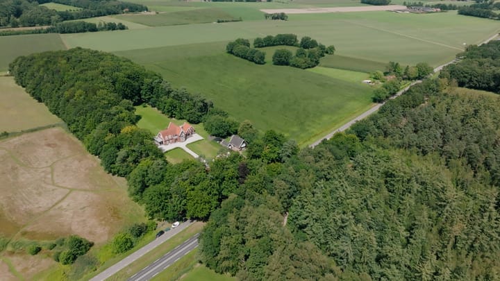 Foto 26 van Denekamperstraat 23-A