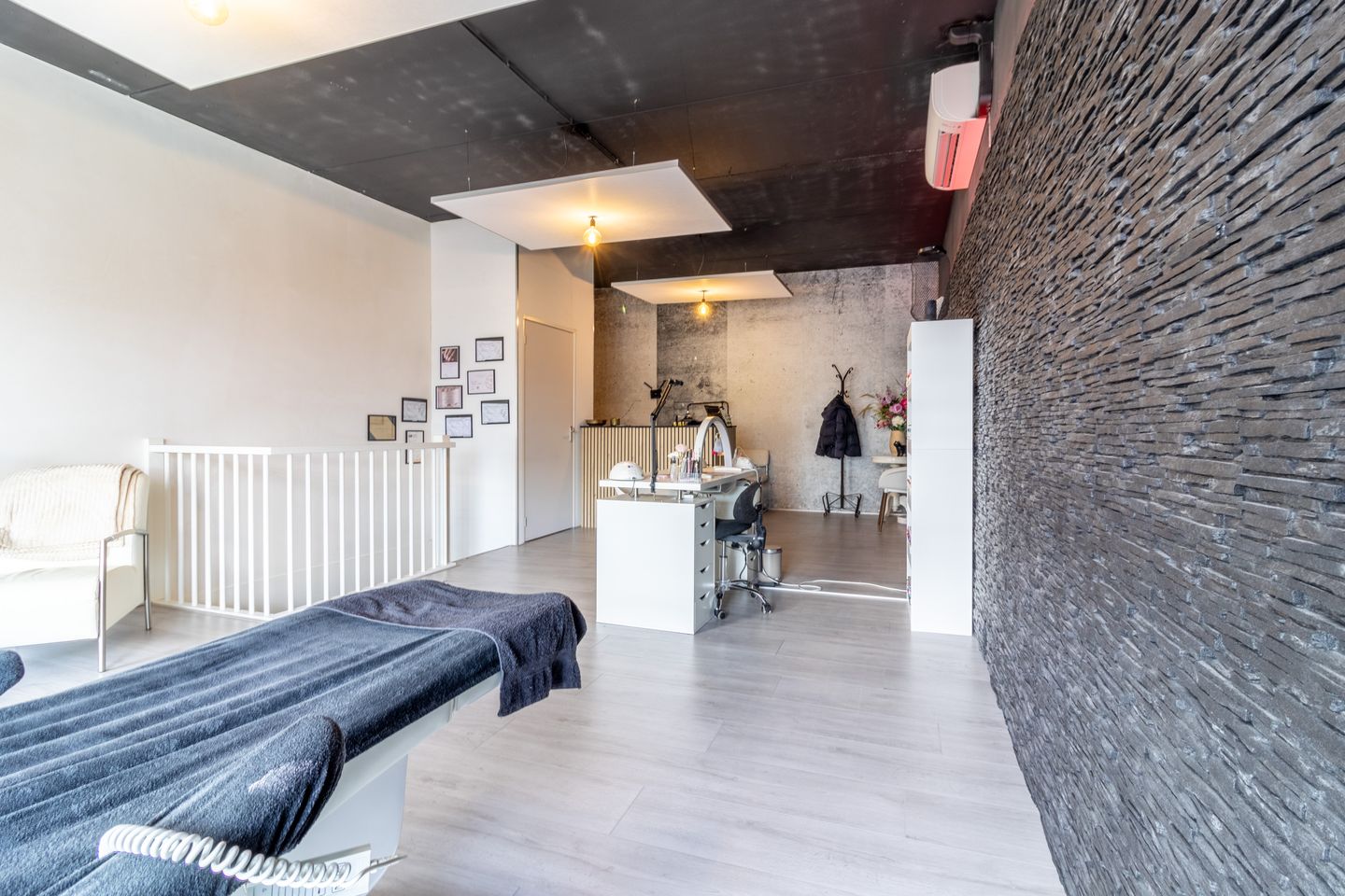 View photo 4 of Heliumweg 6-C6