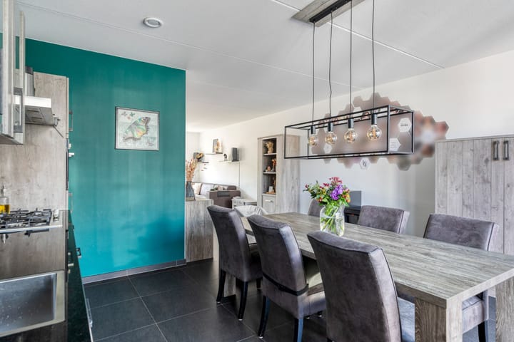 Foto 7 van Esdoornstraat 6