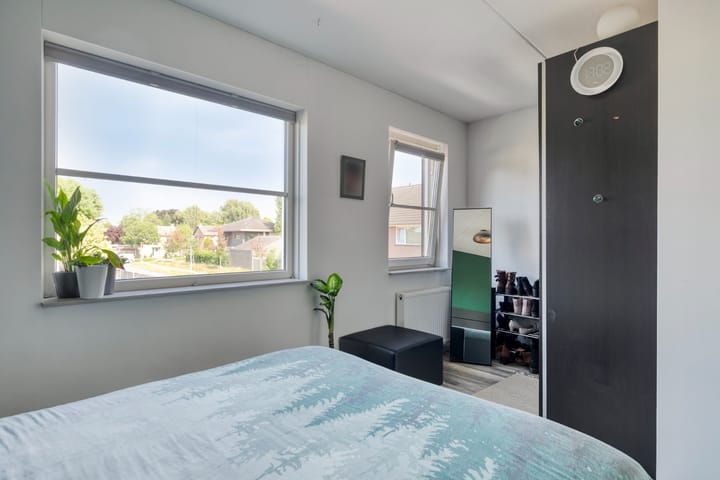 Foto 14 van Esdoornstraat 6