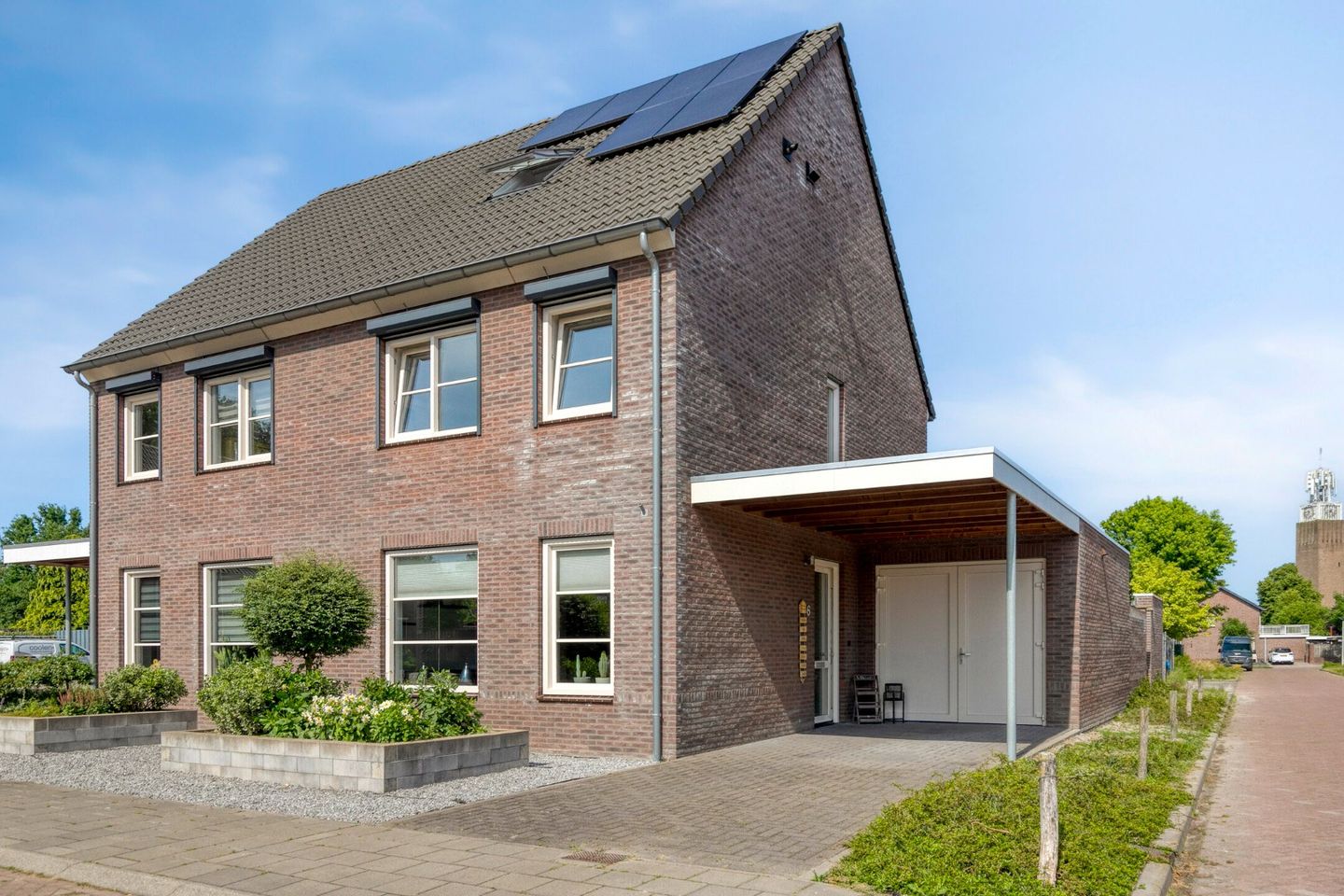 Foto 1 van Esdoornstraat 6