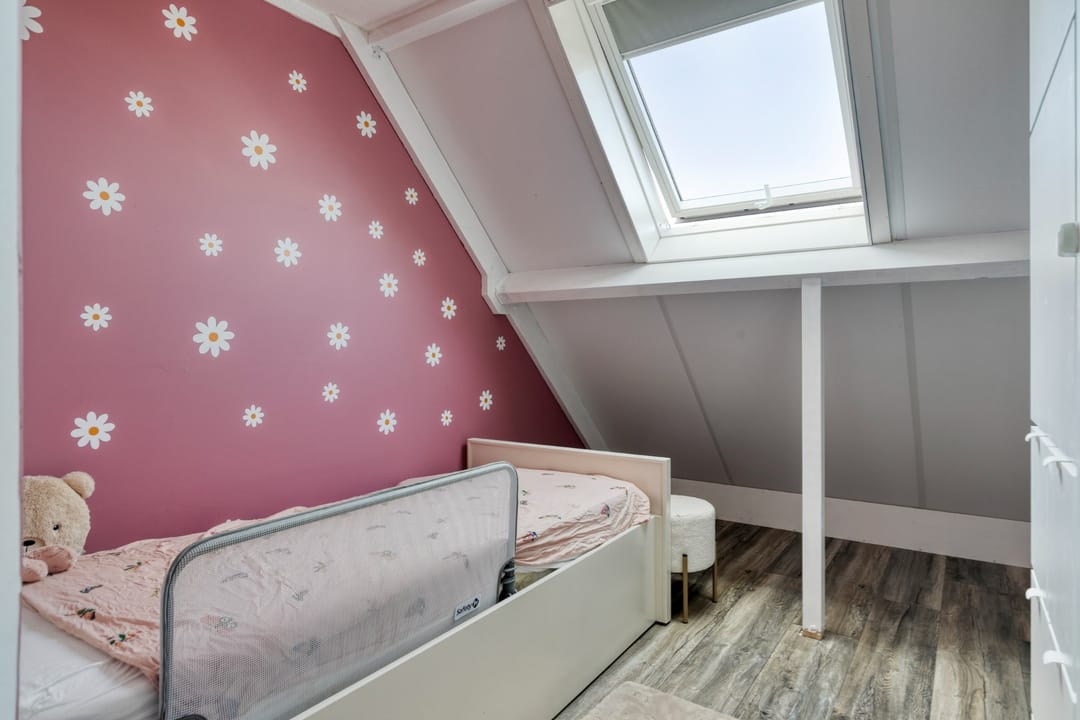 Foto 22 van Esdoornstraat 6