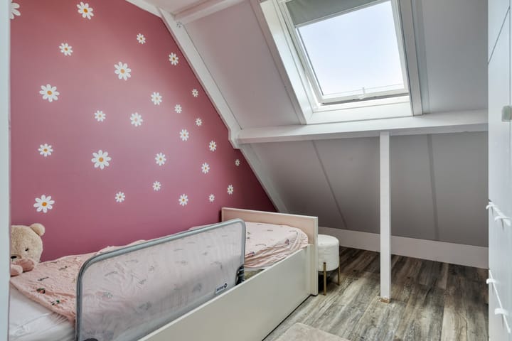 Foto 22 van Esdoornstraat 6