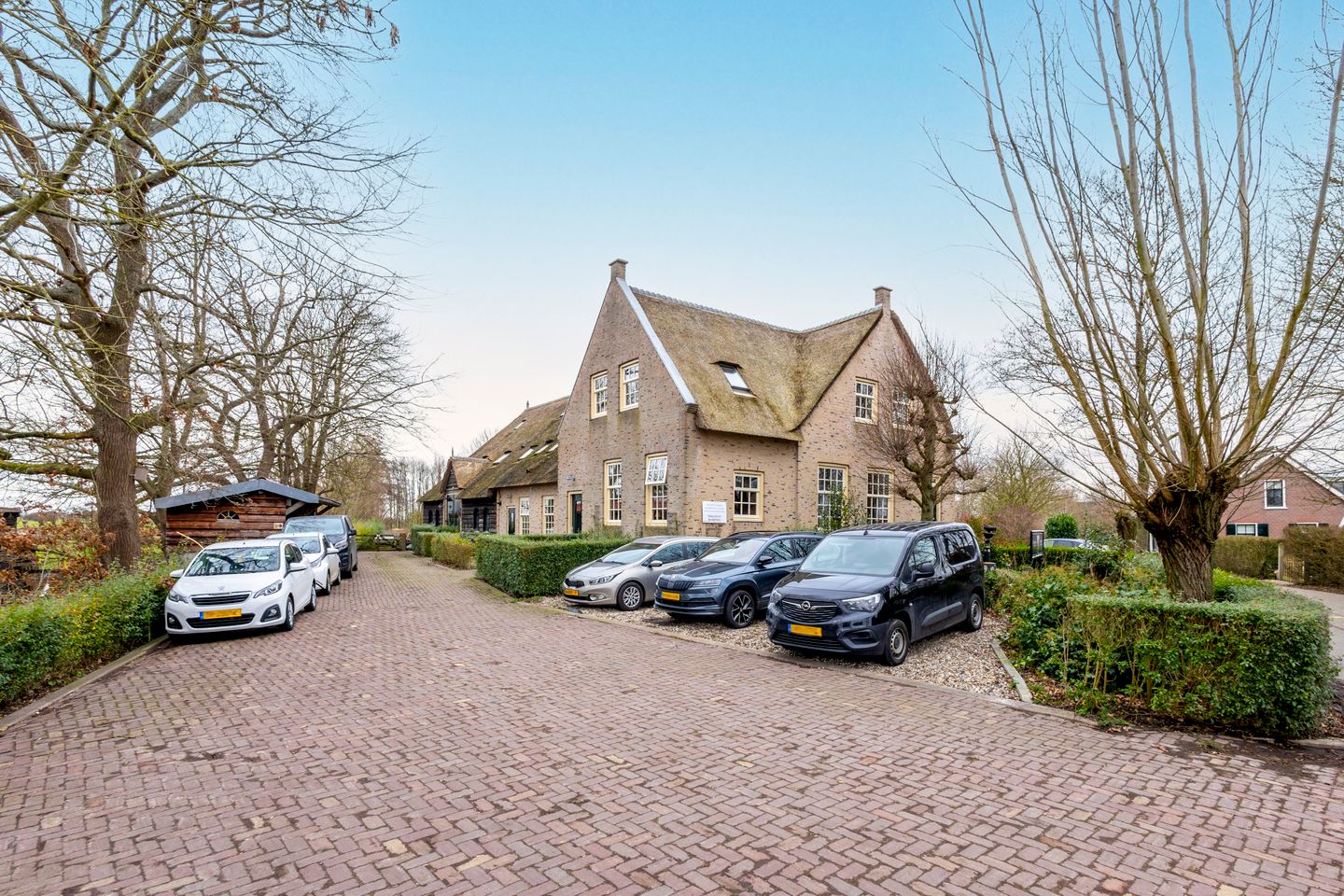 Bekijk foto 2 van Bovenkerkseweg 84-90