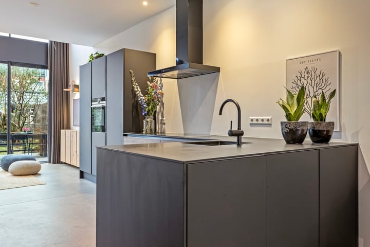 Foto 9 van Busken Huëtstraat 20