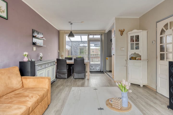 Foto 16 van Tapuitstraat 15