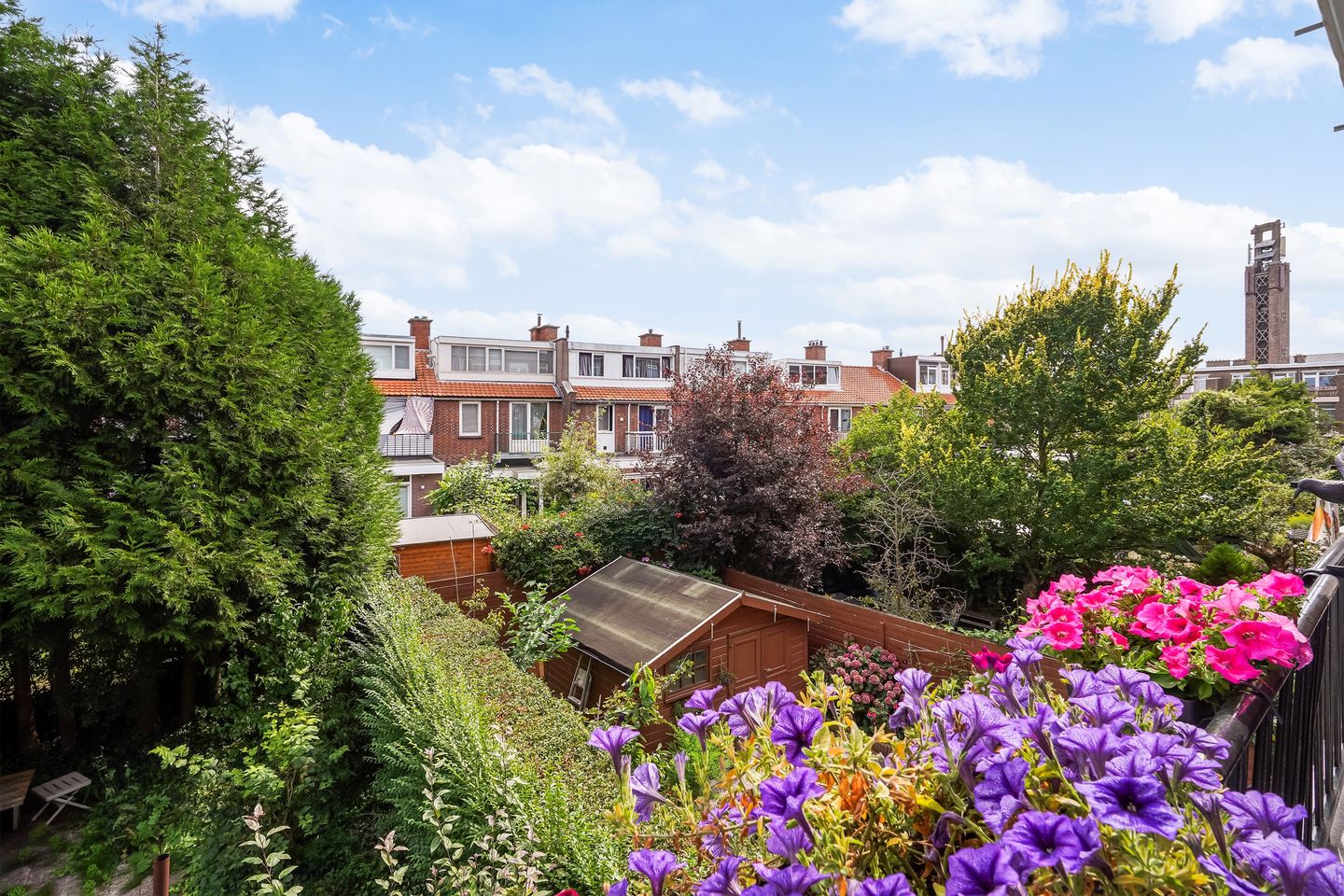 Foto 25 van Harmelenstraat 44