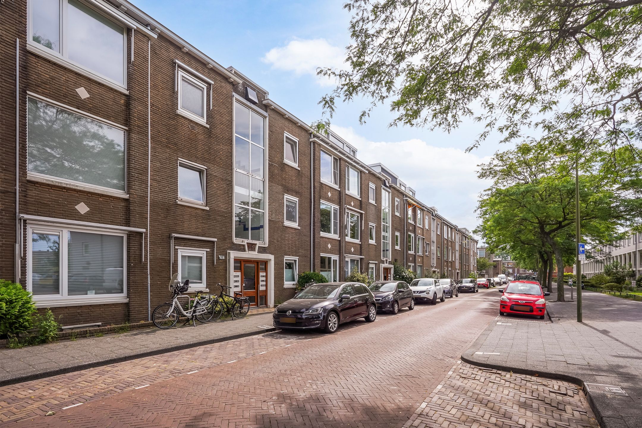 Foto 33 van Harmelenstraat 44