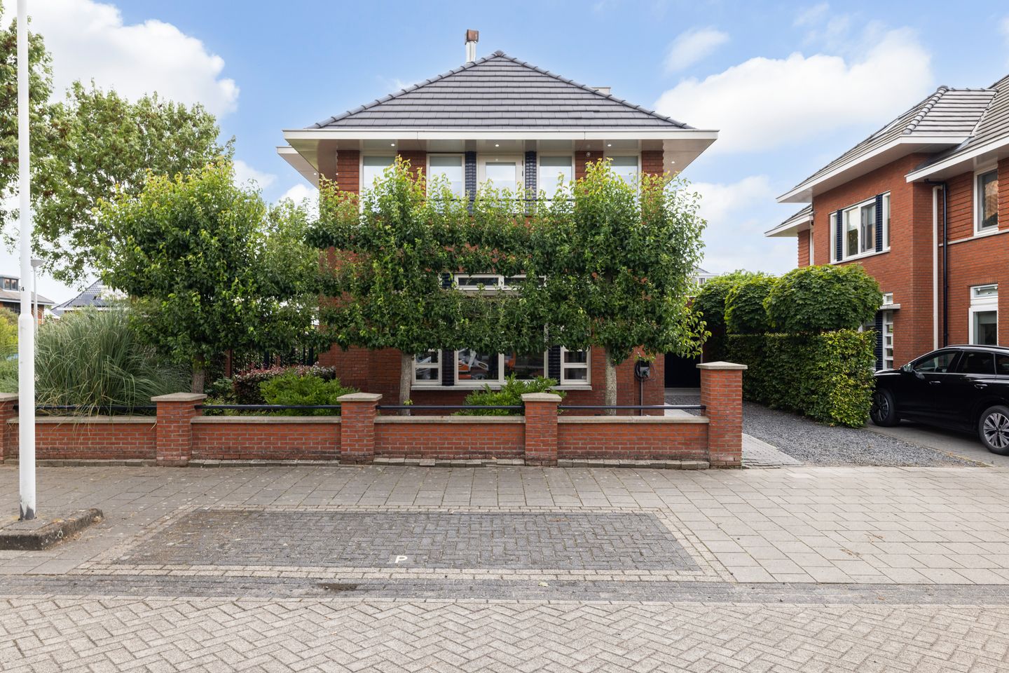 Photo 5 of Bandhaak 10