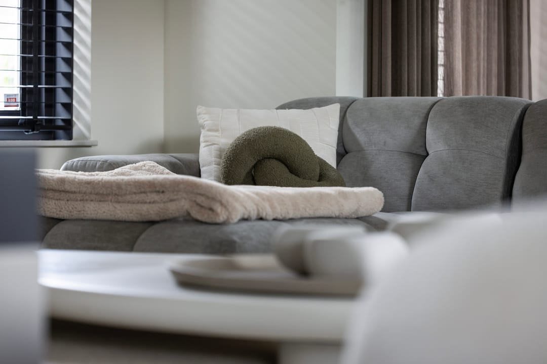 Photo 16 of Bandhaak 10