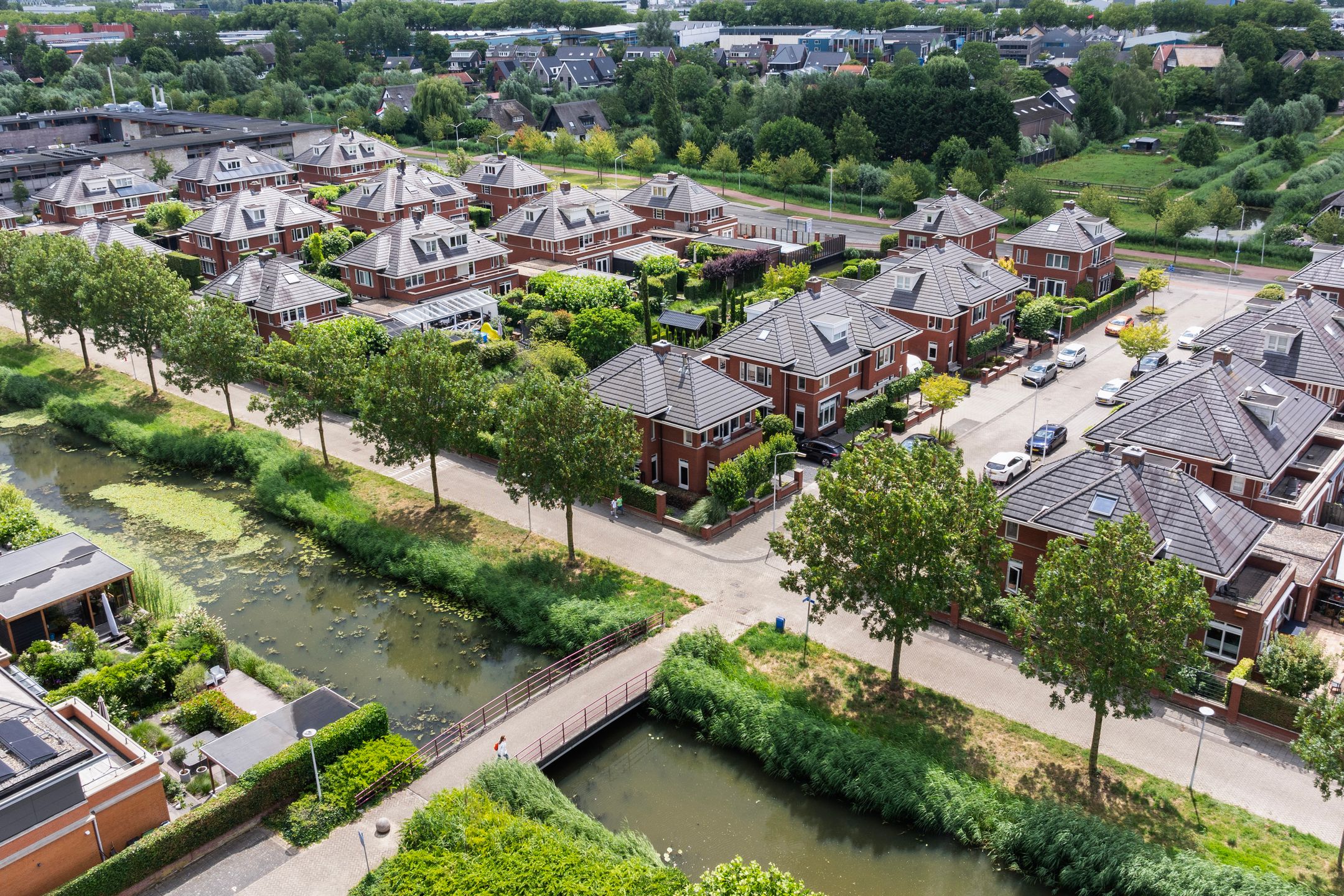 Photo 60 of Bandhaak 10