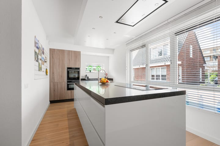 Foto 12 van Dokter A. Quartelstraat 8