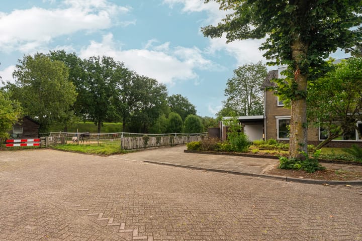 Foto 3 van Wethouder Broekmanstraat 46