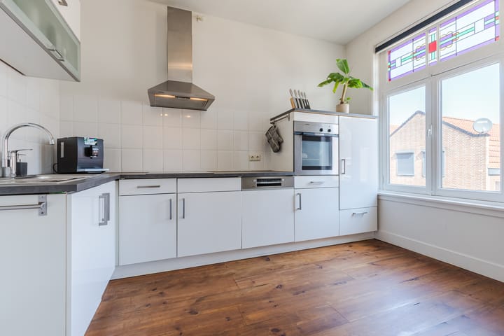 Foto 3 van Maxburgh 10-A