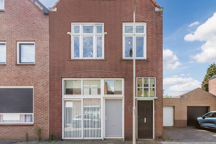 Foto 7 van Maxburgh 10-A