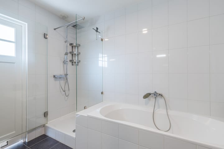 Foto 30 van Maxburgh 10-A