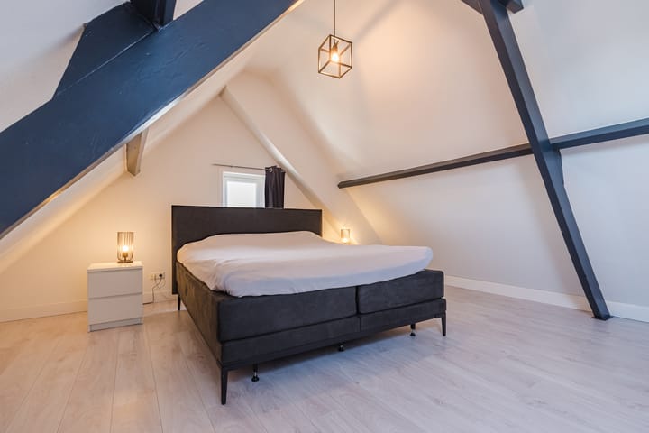 Foto 40 van Maxburgh 10-A