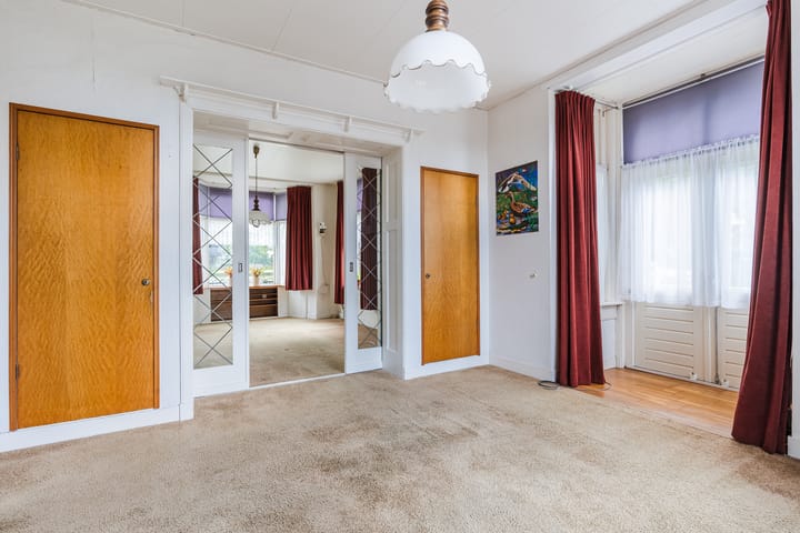 Foto 11 van Den Hulst 156