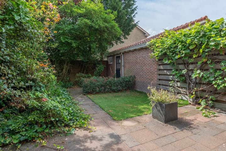 Foto 35 van Oude Loosdrechtseweg 75