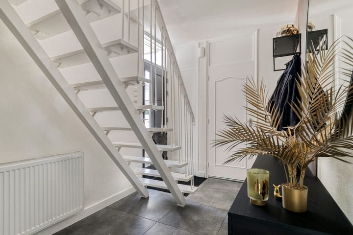 Foto 7 van Essenstraat 50