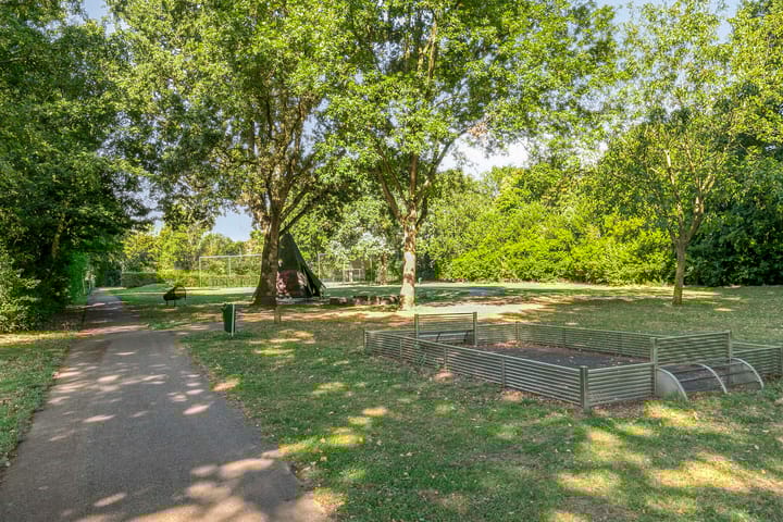 Foto 40 van Essenstraat 50