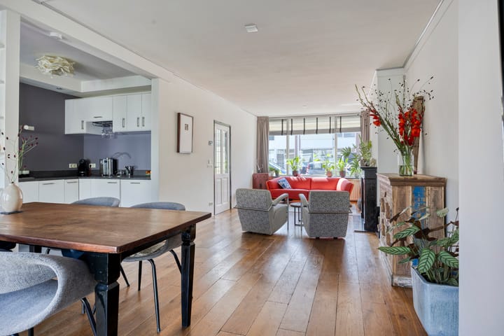 Foto 5 van Van Limburg Stirumlaan 12