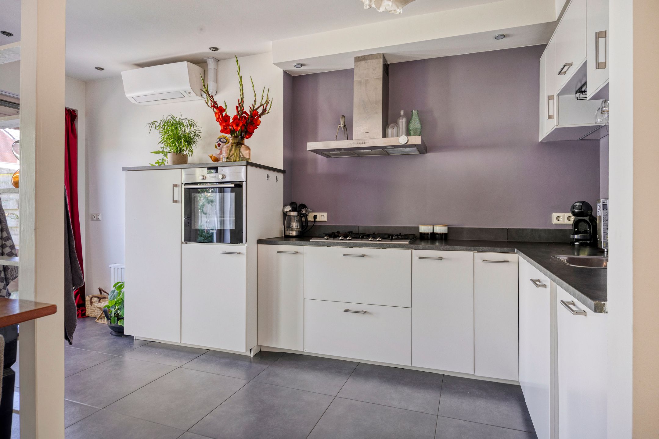 Photo 9 of Van Limburg Stirumlaan 12