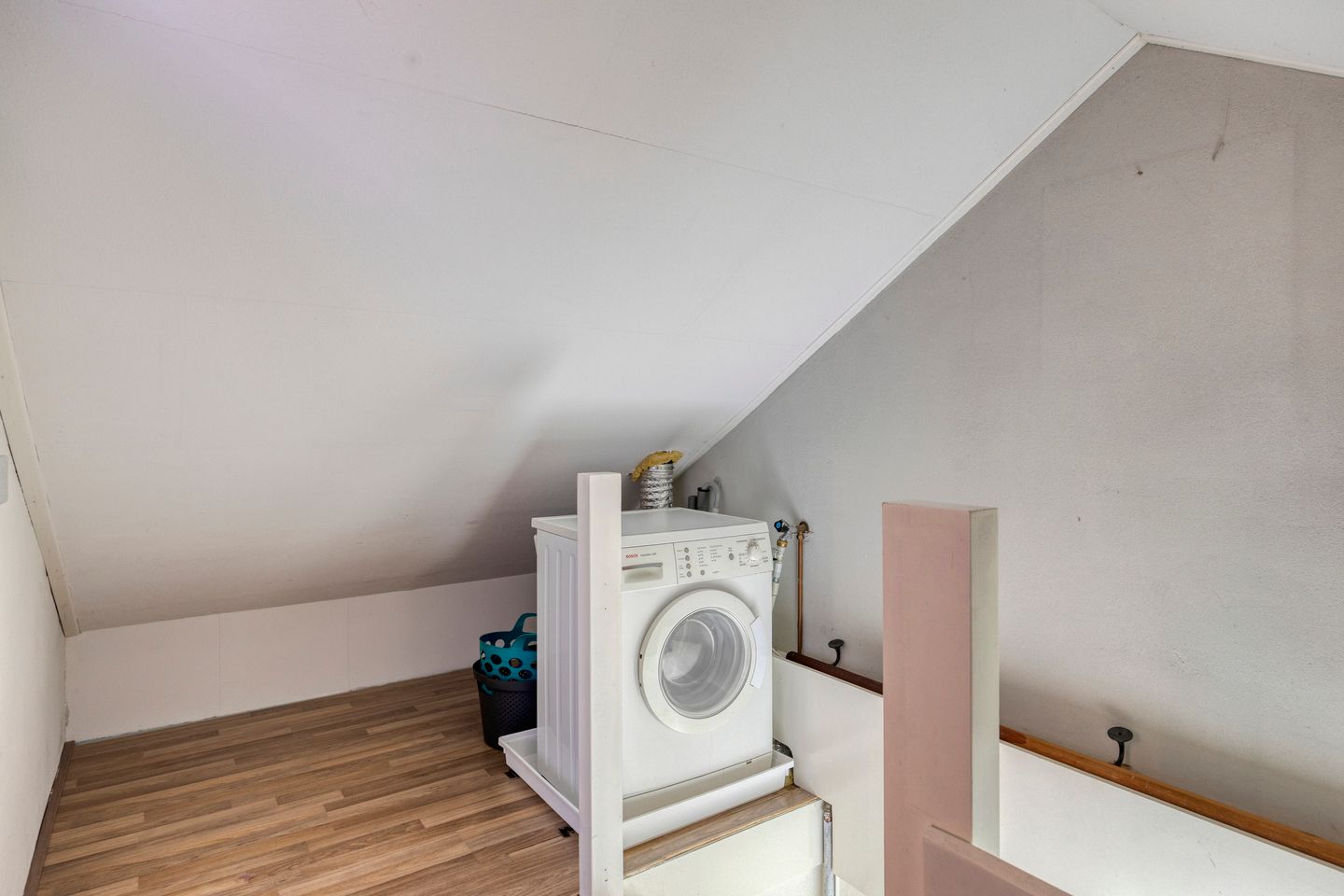 Photo 20 of Van Limburg Stirumlaan 12