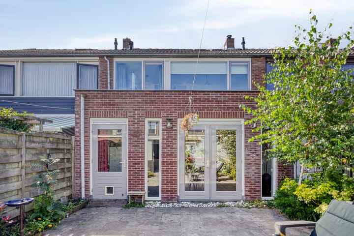 Foto 23 van Van Limburg Stirumlaan 12