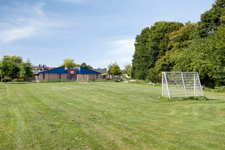 Foto 25 van Van Limburg Stirumlaan 12