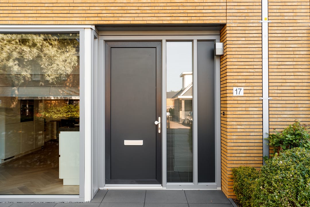 Photo 7 of Mies Bouhuysstraat 17