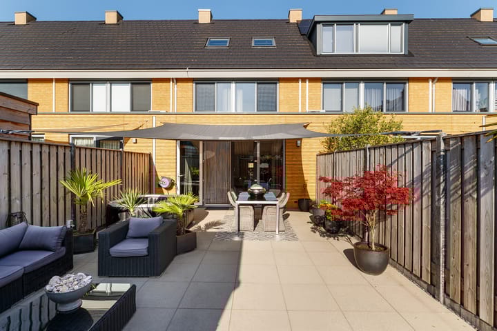 Foto 16 van Mies Bouhuysstraat 17