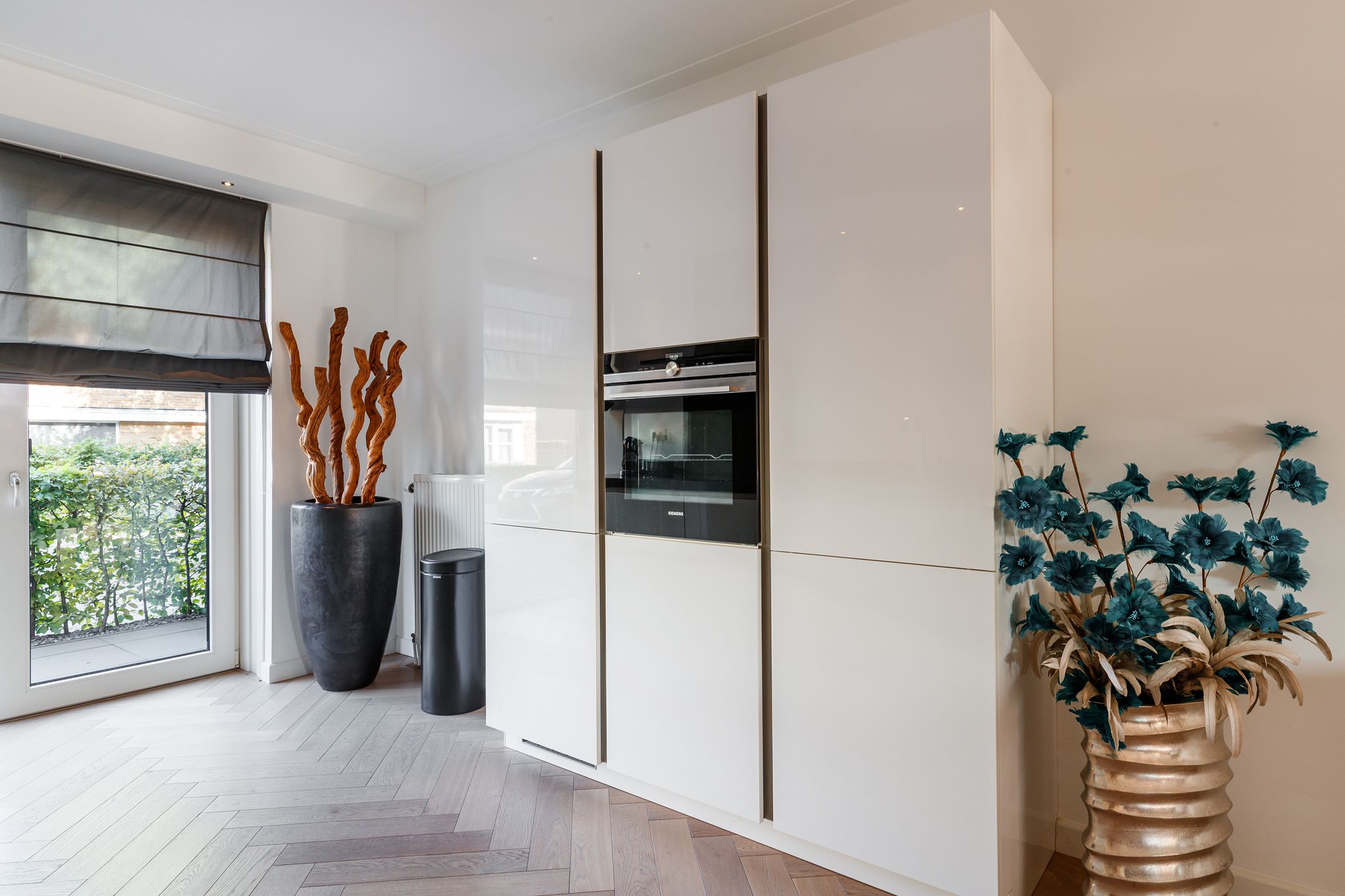 Photo 21 of Mies Bouhuysstraat 17